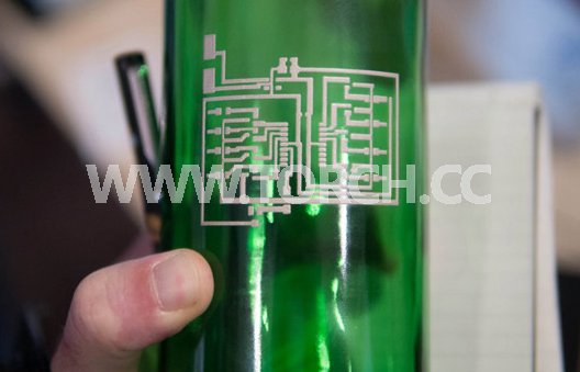 �������Ԫ��:�����Ӳ���ΑB